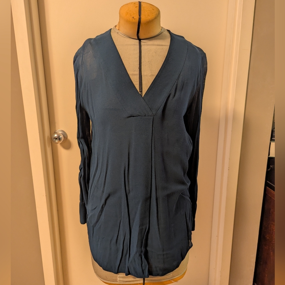 VINCE. Blue Women's Top